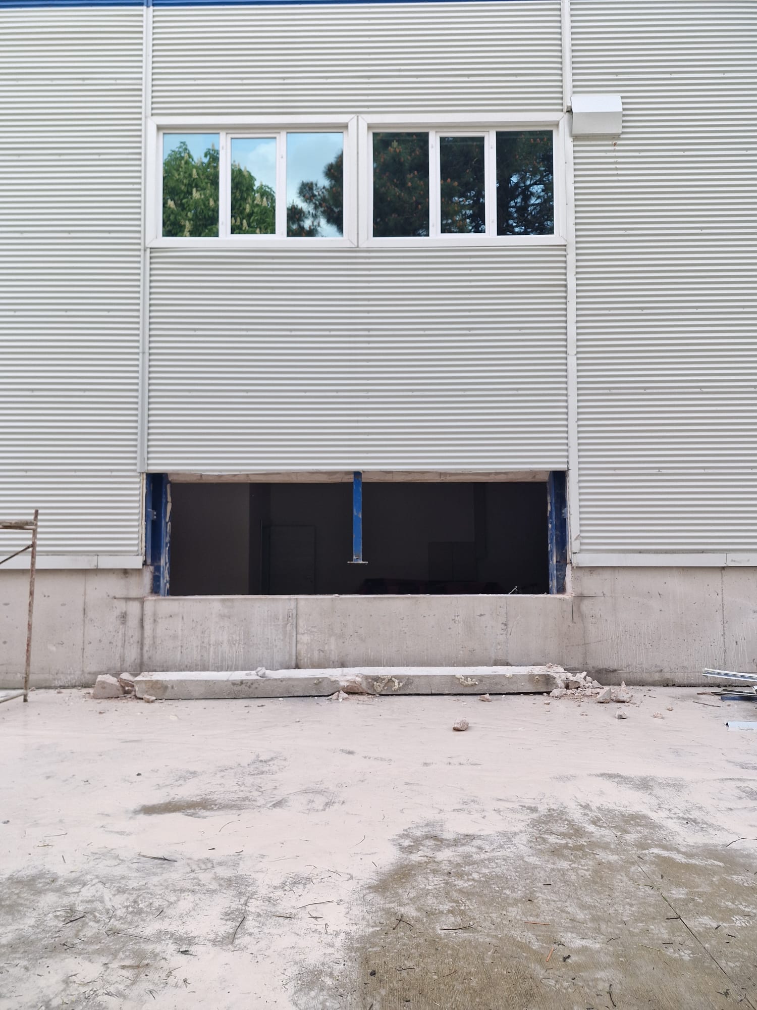 Garaj Kapı Pencere Kesim İşi